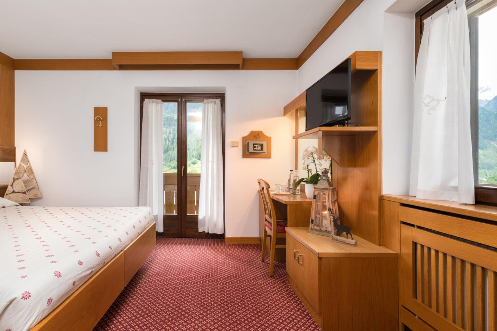 Hotel Bellavista Pinzolo Buitenkant foto