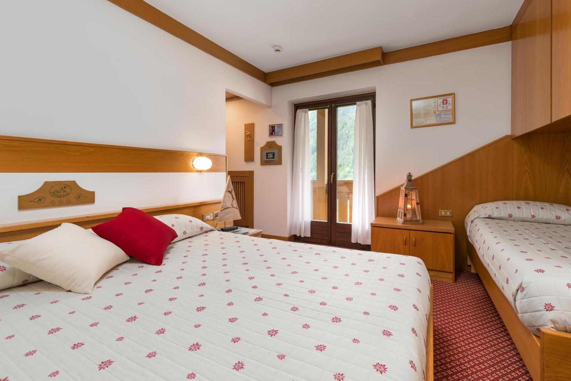 Hotel Bellavista Pinzolo Buitenkant foto