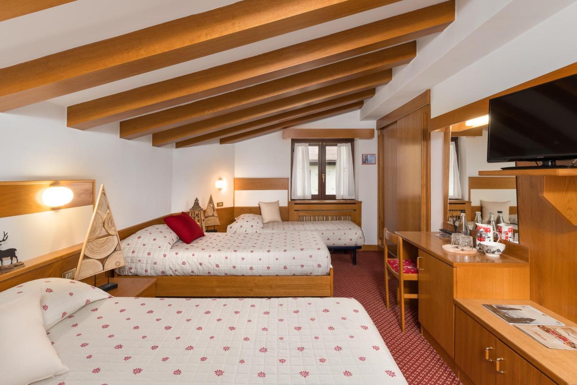 Hotel Bellavista Pinzolo Buitenkant foto