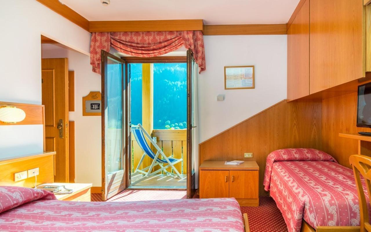 Hotel Bellavista Pinzolo Buitenkant foto